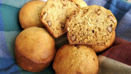 Lighter Banana Muffins