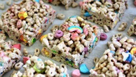 Lucky Charms Treats