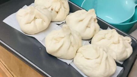 Siopao (Filipino Steamed Buns)