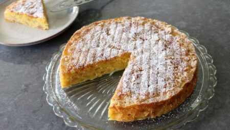 French Apple Cake