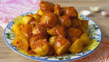 Chtitha Batata (Algerian Potato Stew)