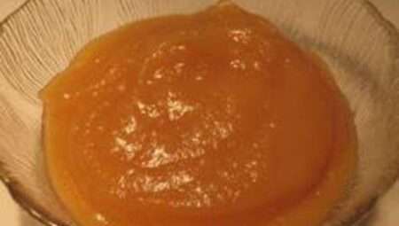 Quince-Apple Sauce